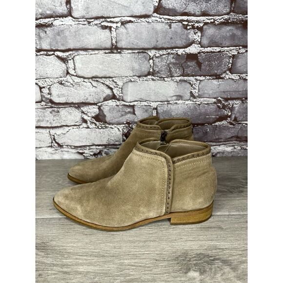 ITALEAU Tan Suede Leather Ankle Side Zipper Low Heel Boots Women Sz 37EU/7.5M US - Picture 11 of 16